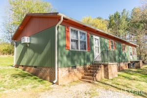 featured image of 124 Polly St #B