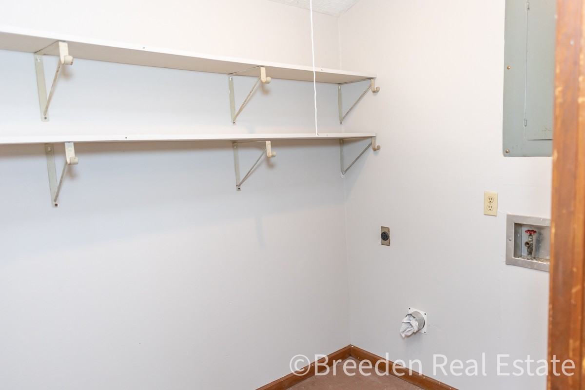 124 Polly St #B - Photo 5 of 13