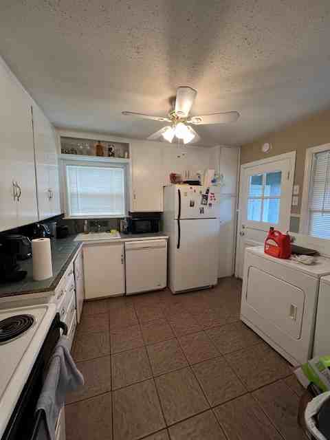 2610 31st St #1 - Photo 3 of 6