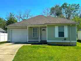 305 Barfield St #1 - Photo 1 of 1