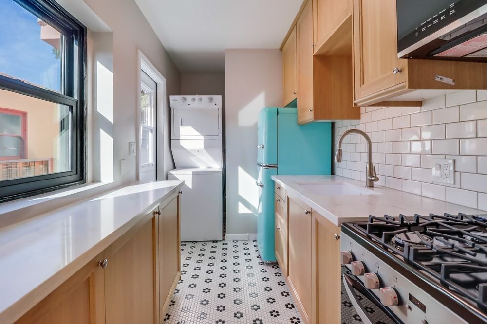 4704 Vista Street - 1 #1 - Photo 7 of 13