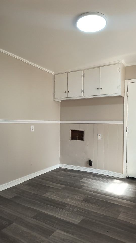 3109 Daffodil St #1 - Photo 3 of 9