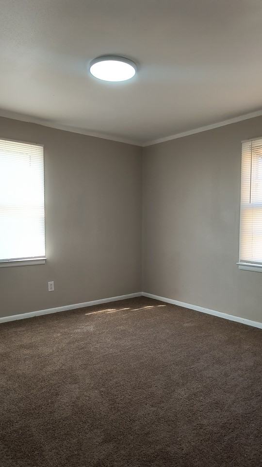 3109 Daffodil St #1 - Photo 6 of 9