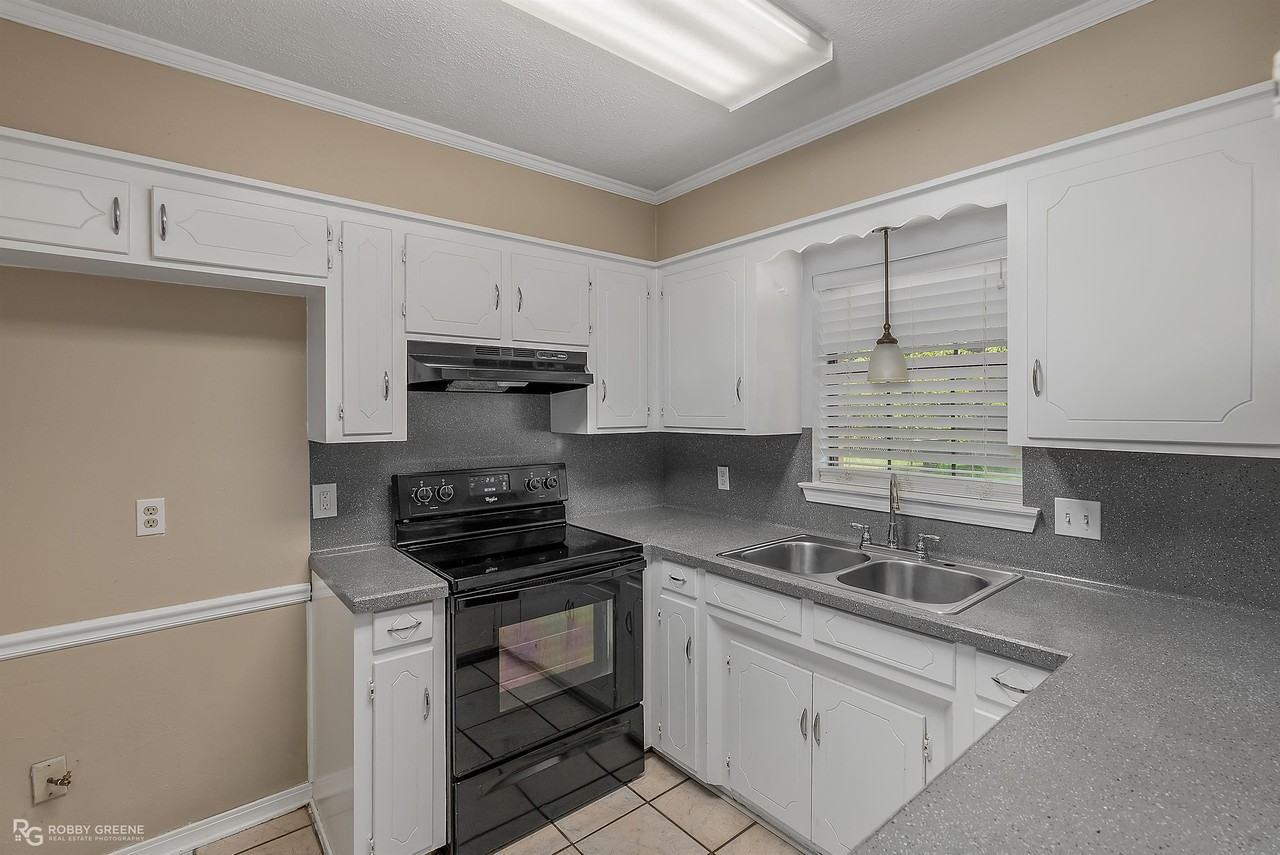 2637 Brown St #1 - Photo 6 of 20