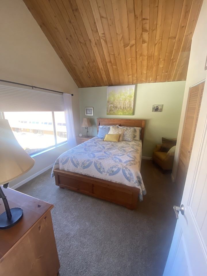 489 Tahoe Keys Blvd #1 - Photo 7 of 10