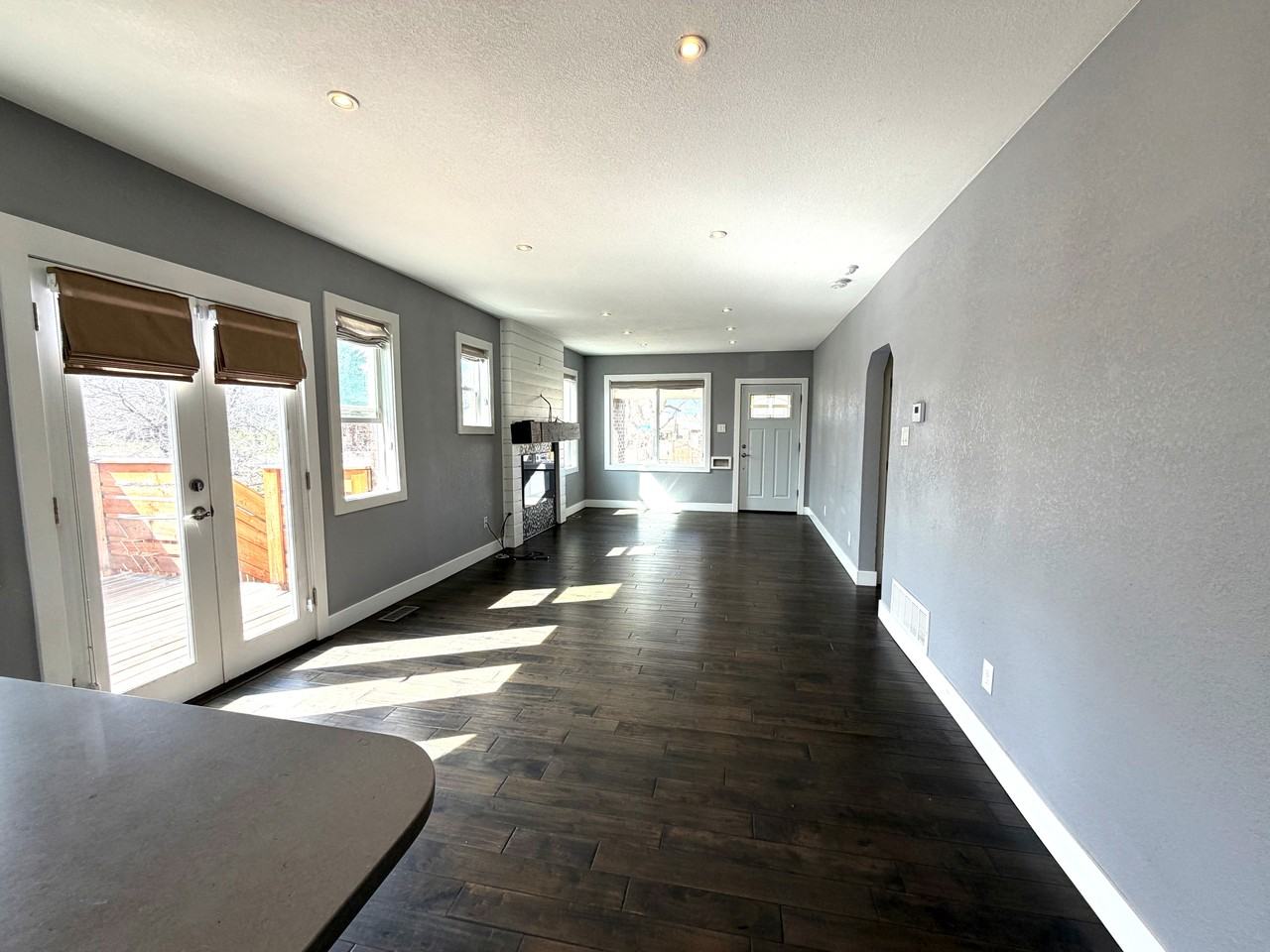 3510 N Elizabeth St #1 - Photo 6 of 34