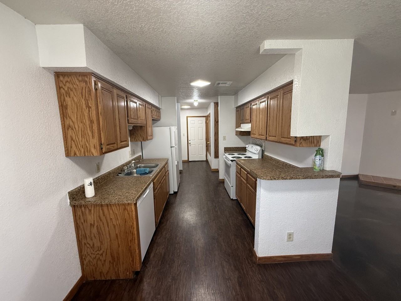 3400 Colbert St #1 - Photo 4 of 10