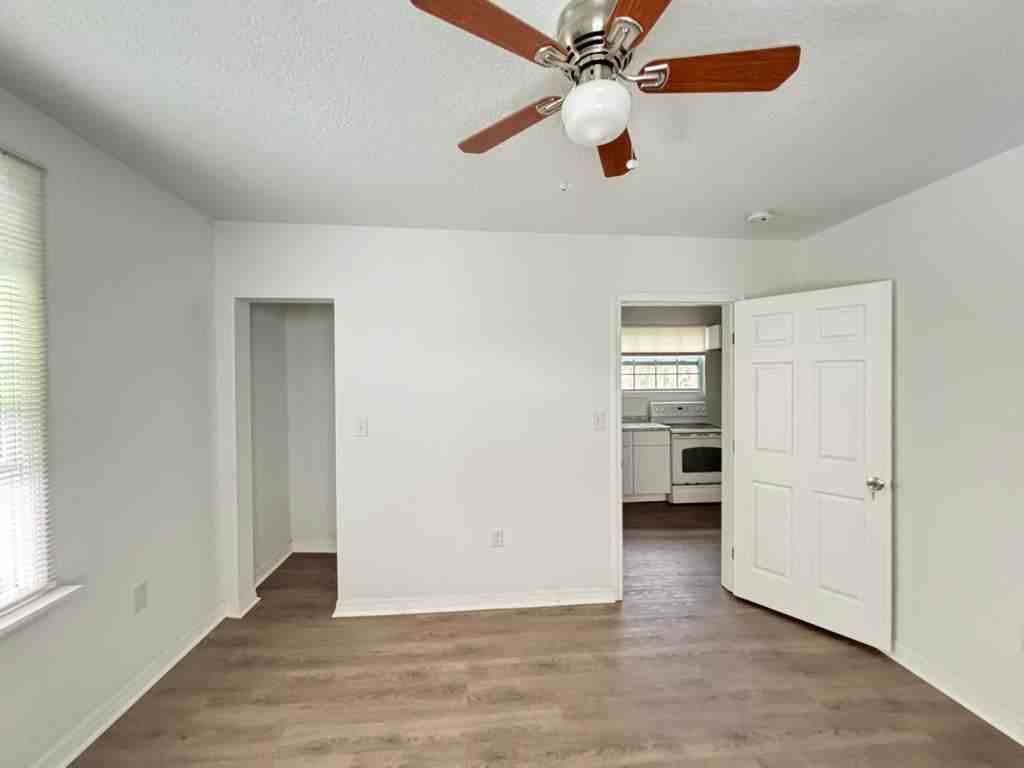 26 W 27th St #2 - Photo 4 of 10
