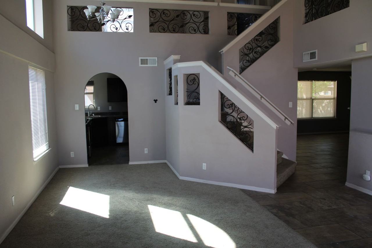 12616 Christian Isaiah Ct - Photo 2 of 32