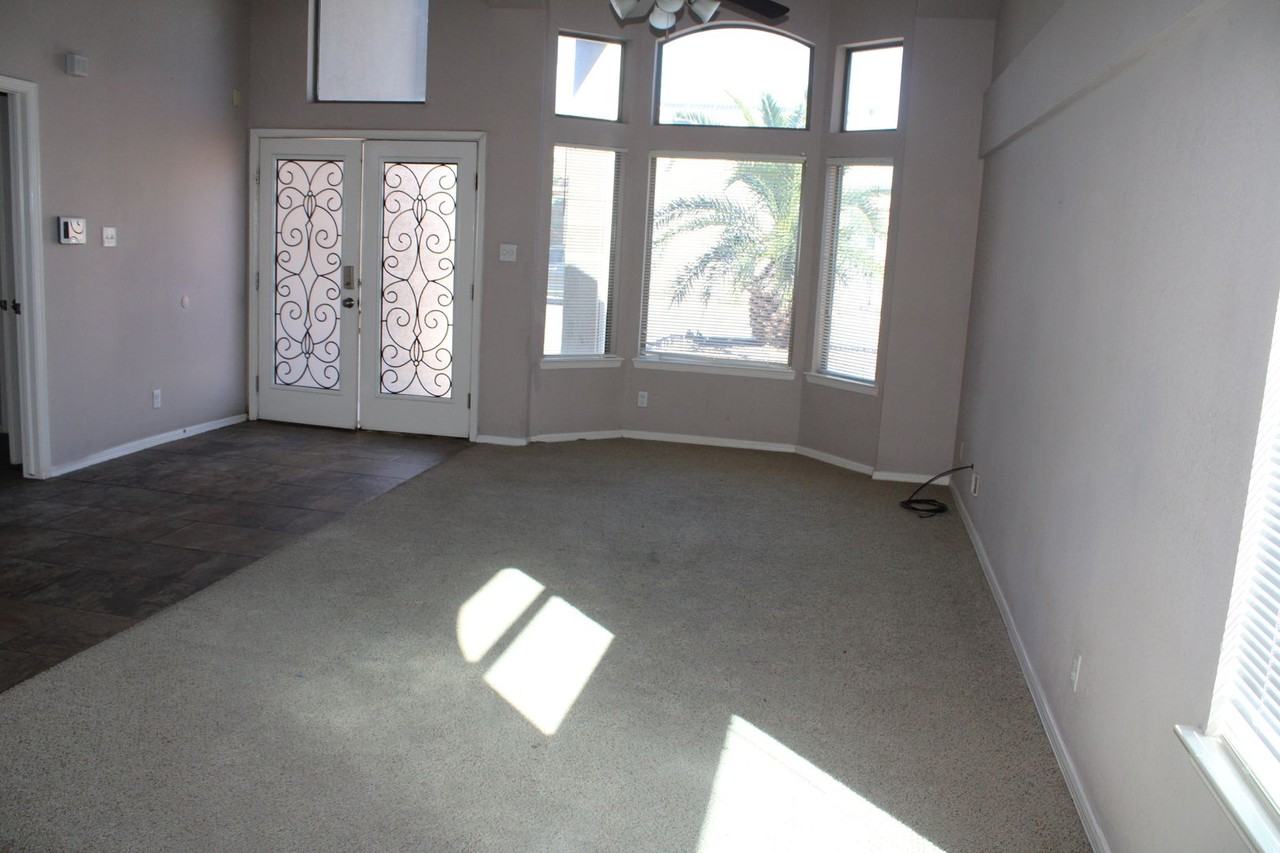 12616 Christian Isaiah Ct - Photo 3 of 32