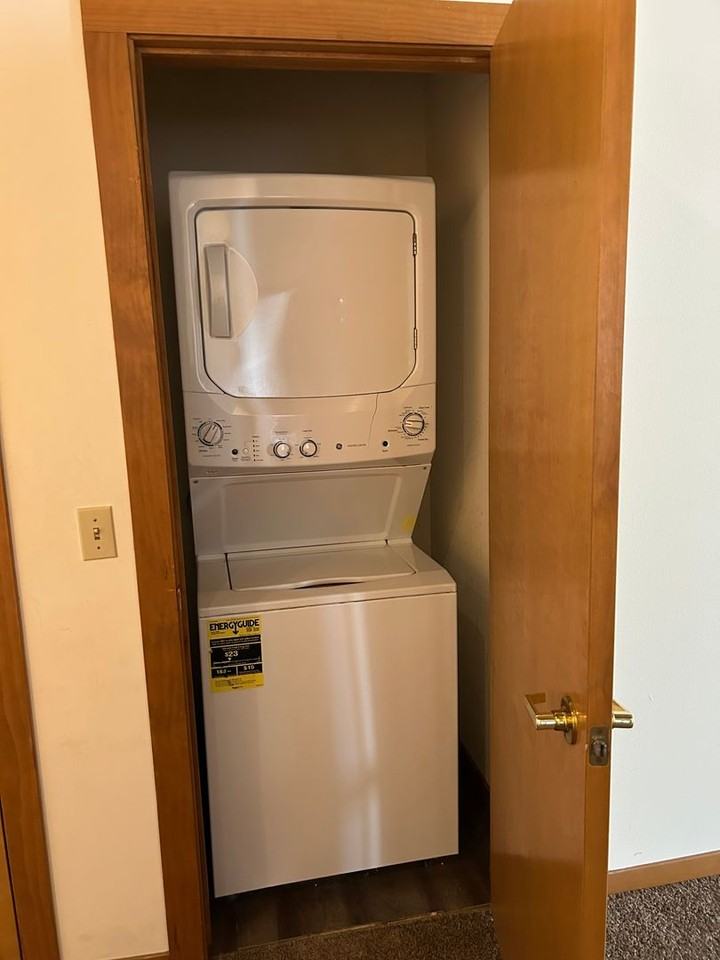 Belle Harbor offers one, two, and three bedroom lofts - Photo 7 of 12