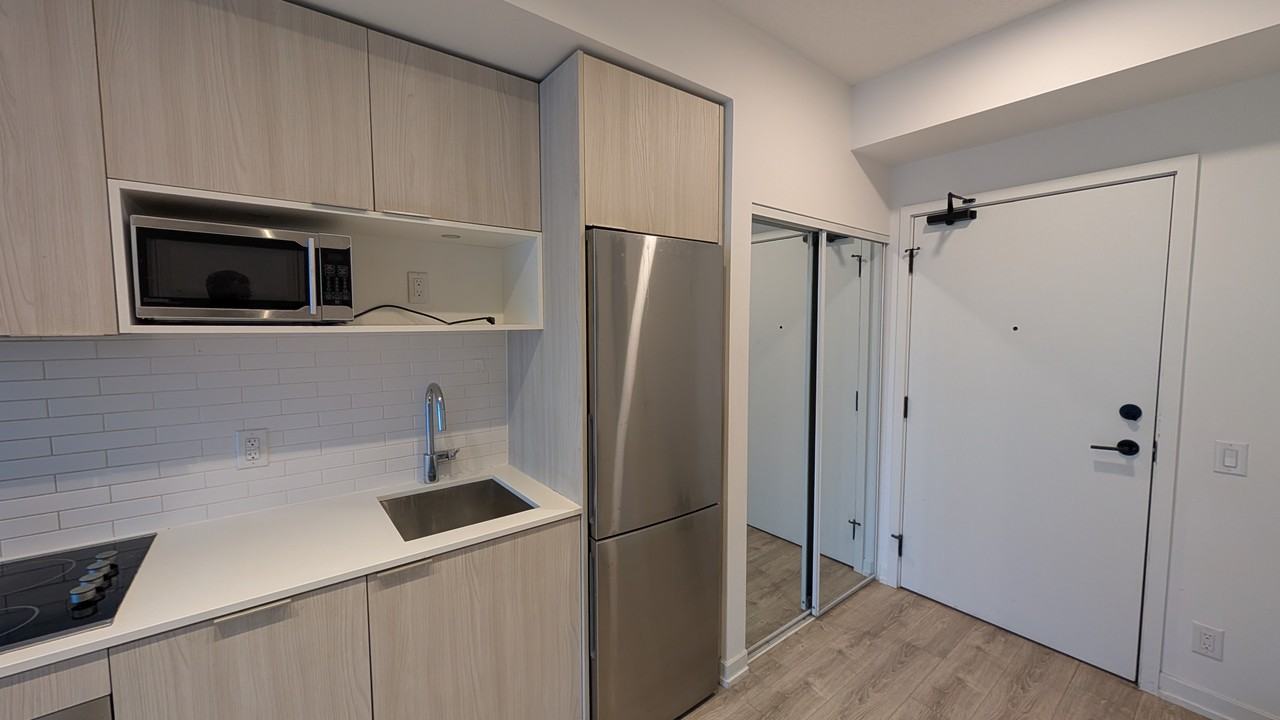 Dundas St E & Tubman Ave #1911 - Photo 3 of 10