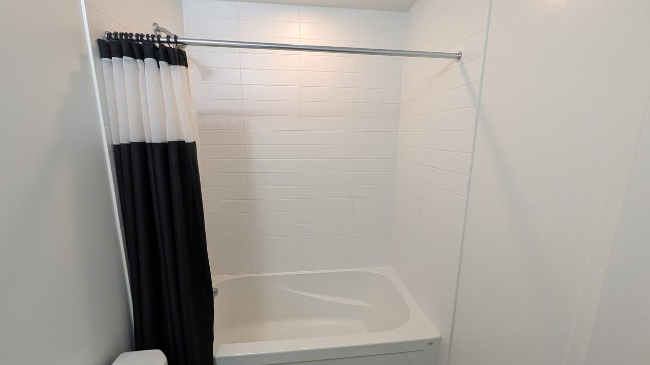 Dundas St E & Tubman Ave #1911 - Photo 7 of 10