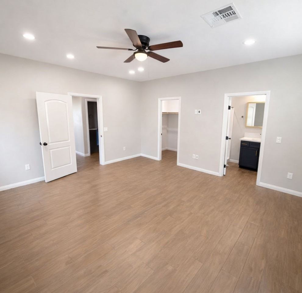 1081 Crestview Dr - Photo 6 of 50