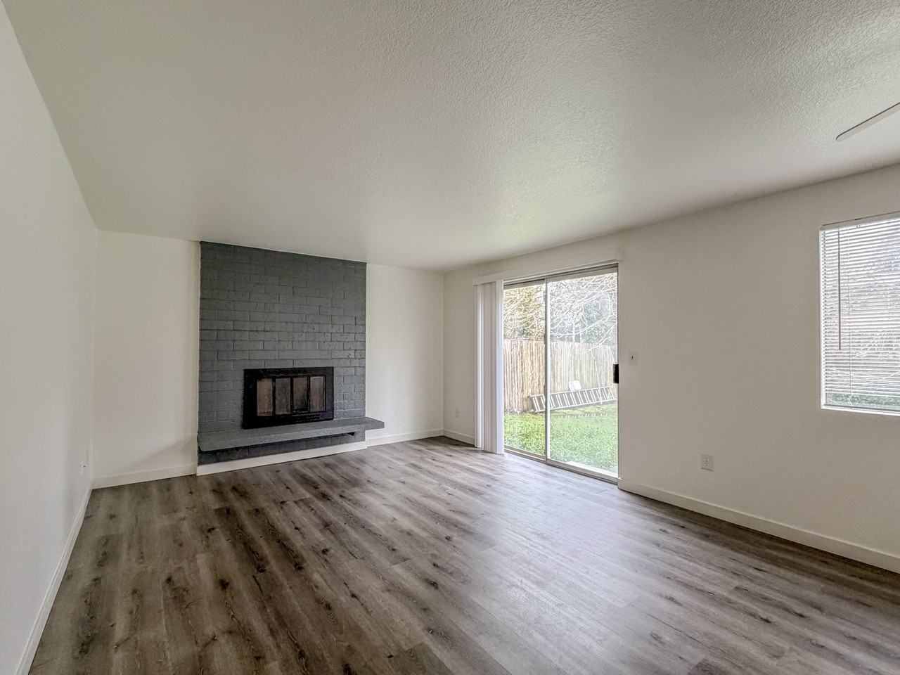 20421 28th Ave W #C - Photo 6 of 15