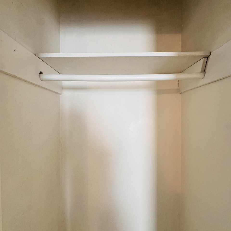 2237 11th St - Photo 5 of 23