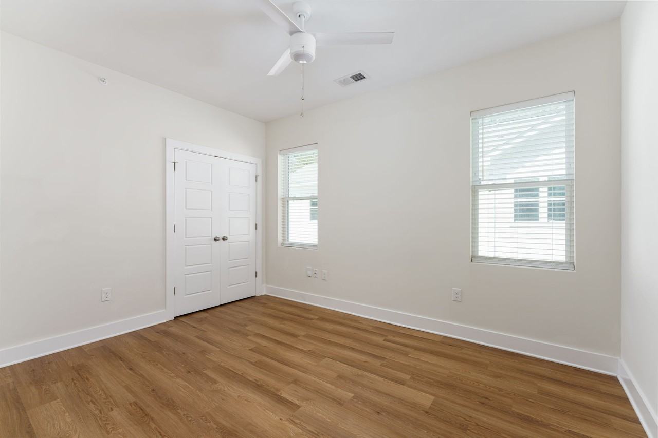 816 Nixon St #4 - Photo 4 of 20