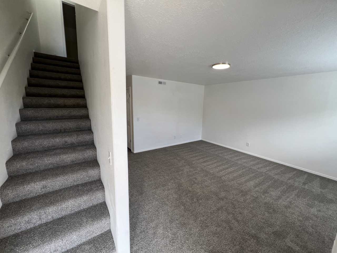 126 S 850 W #3 - Photo 2 of 12