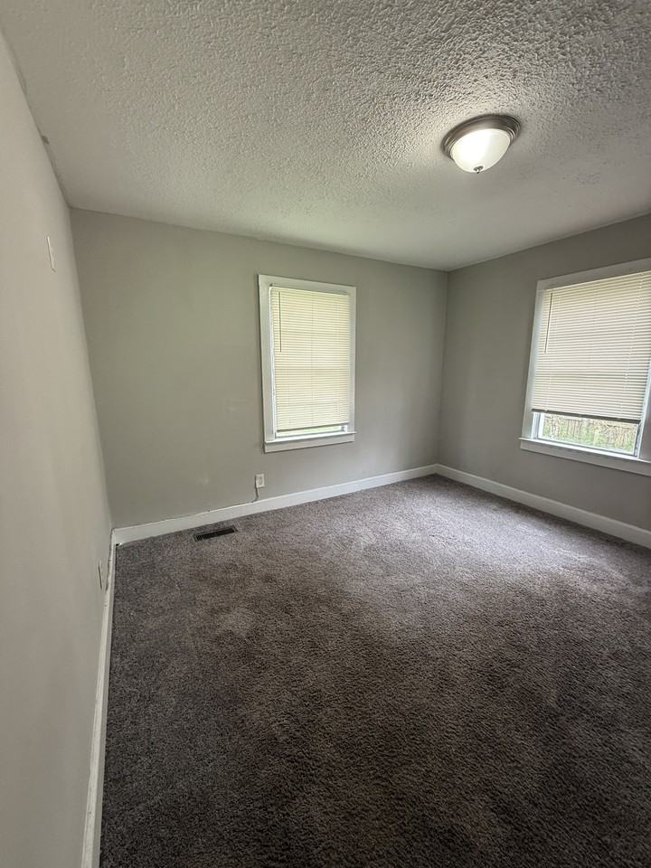 5107 5th St N #1 - Photo 6 of 6