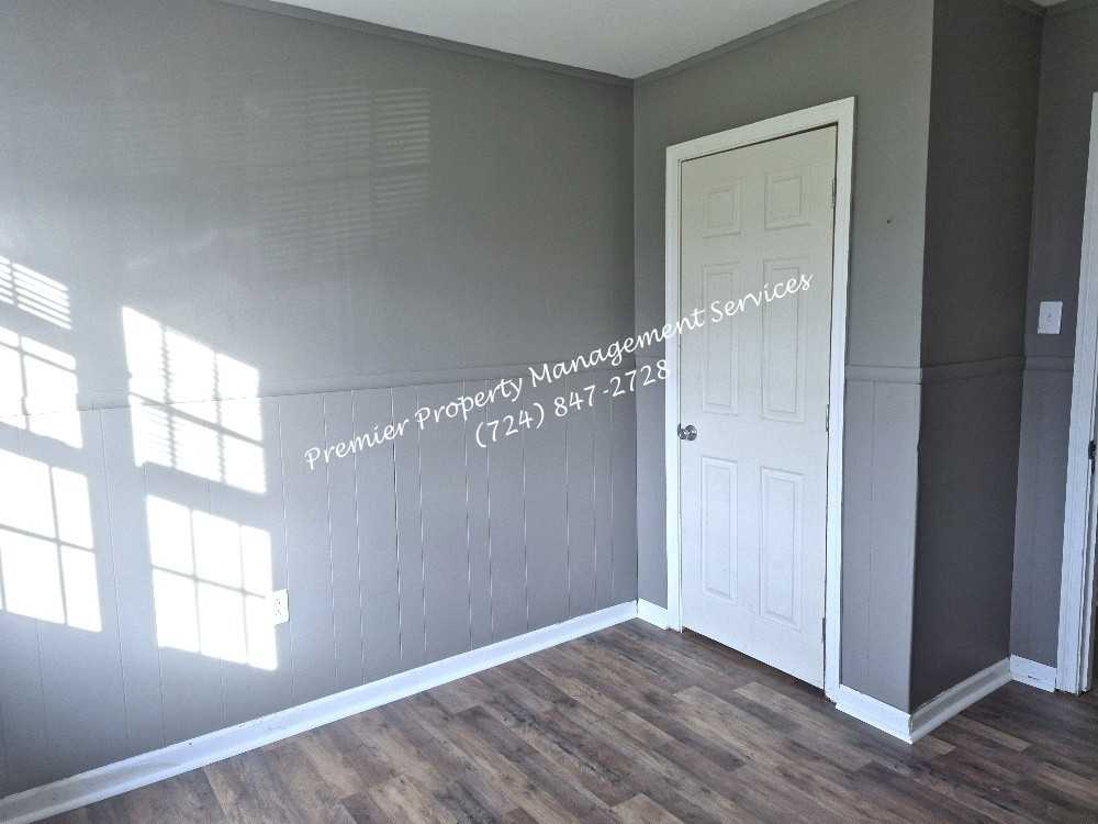 189 Grandview Ave #1 - Photo 5 of 15