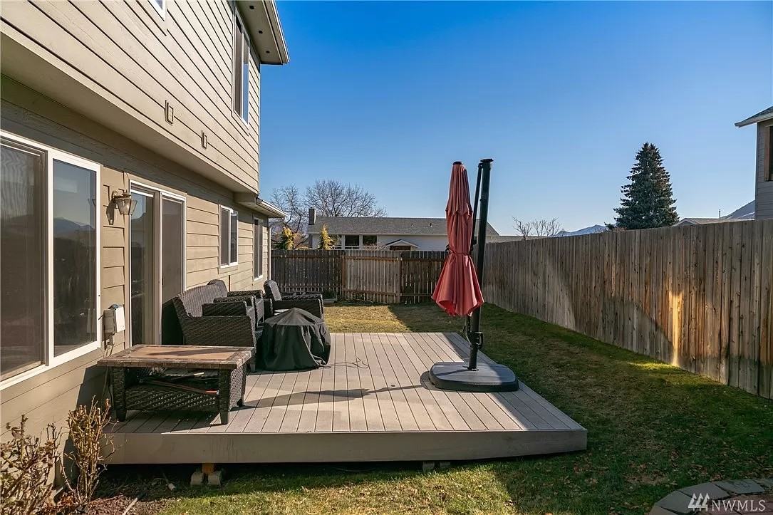 1538 Songbird Lane - Photo 2 of 14