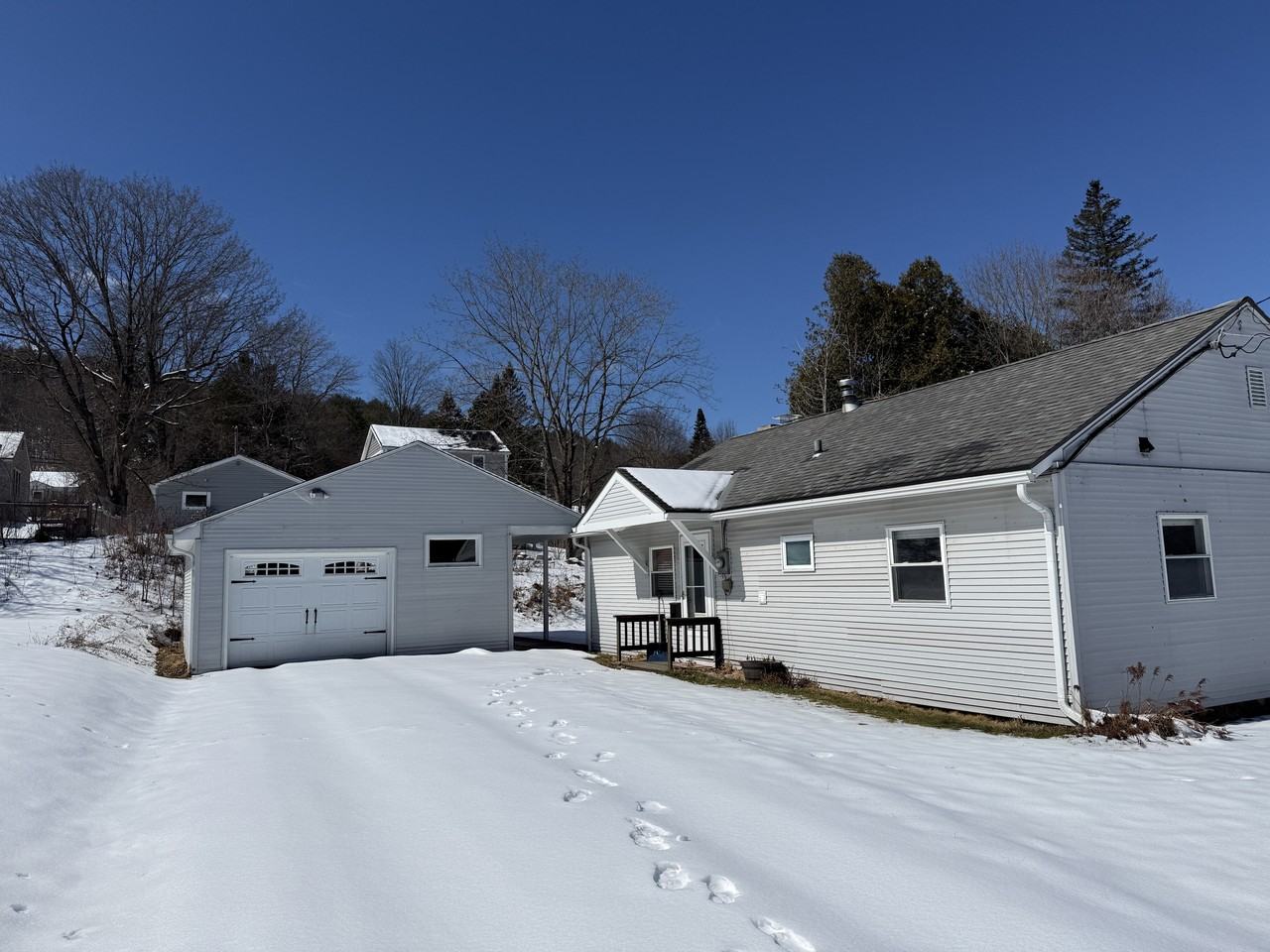 43 Pleasantview St #1 - Photo 2 of 39