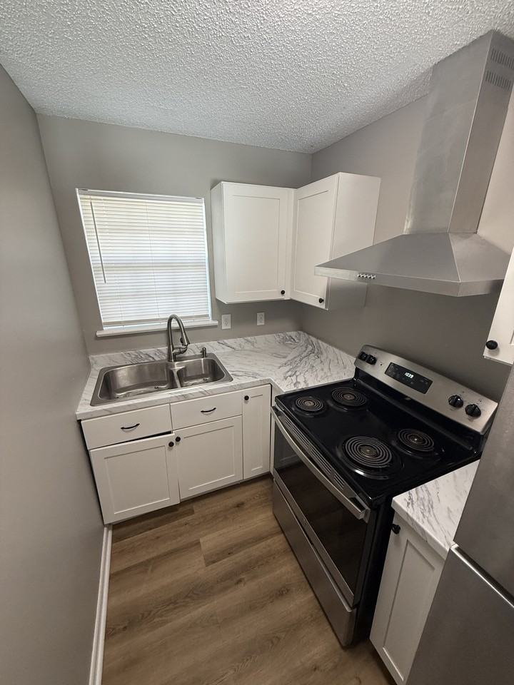 7801 3rd Ave S #B - Photo 4 of 14