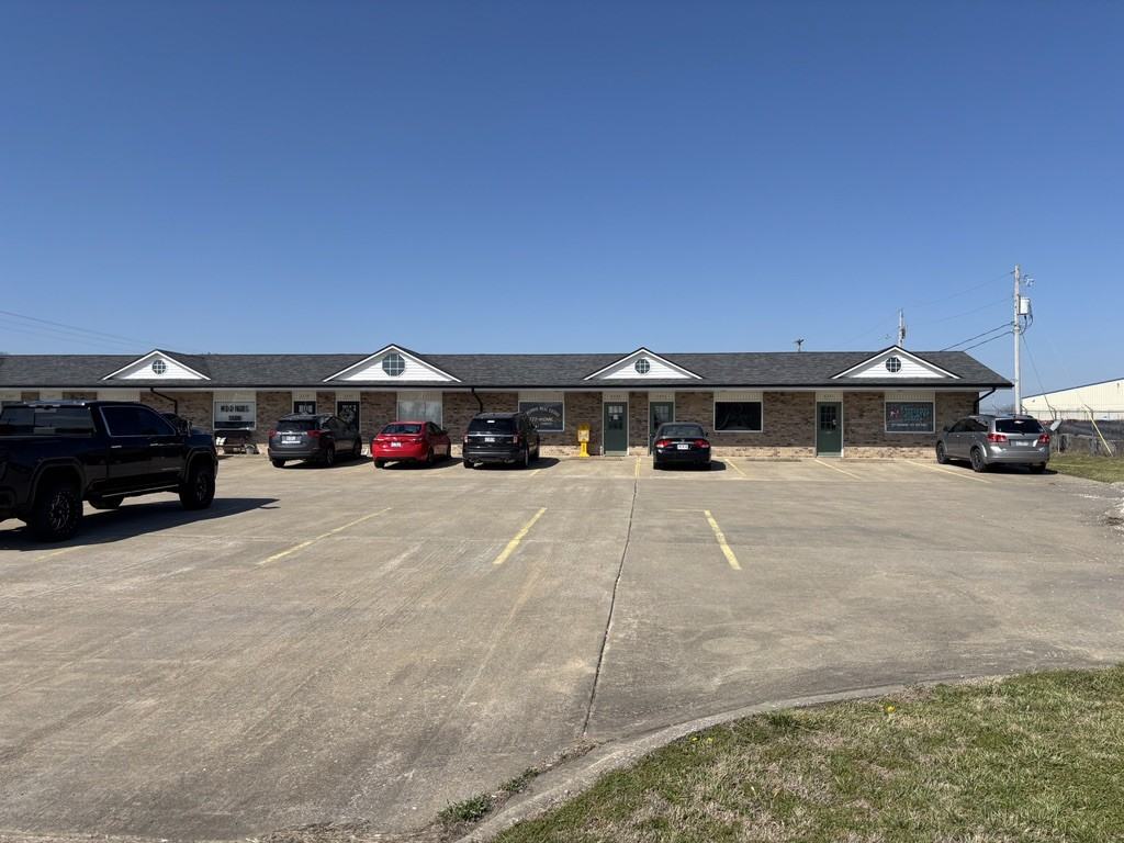 3353 S Springfield Ave #3353 - Photo 4 of 4