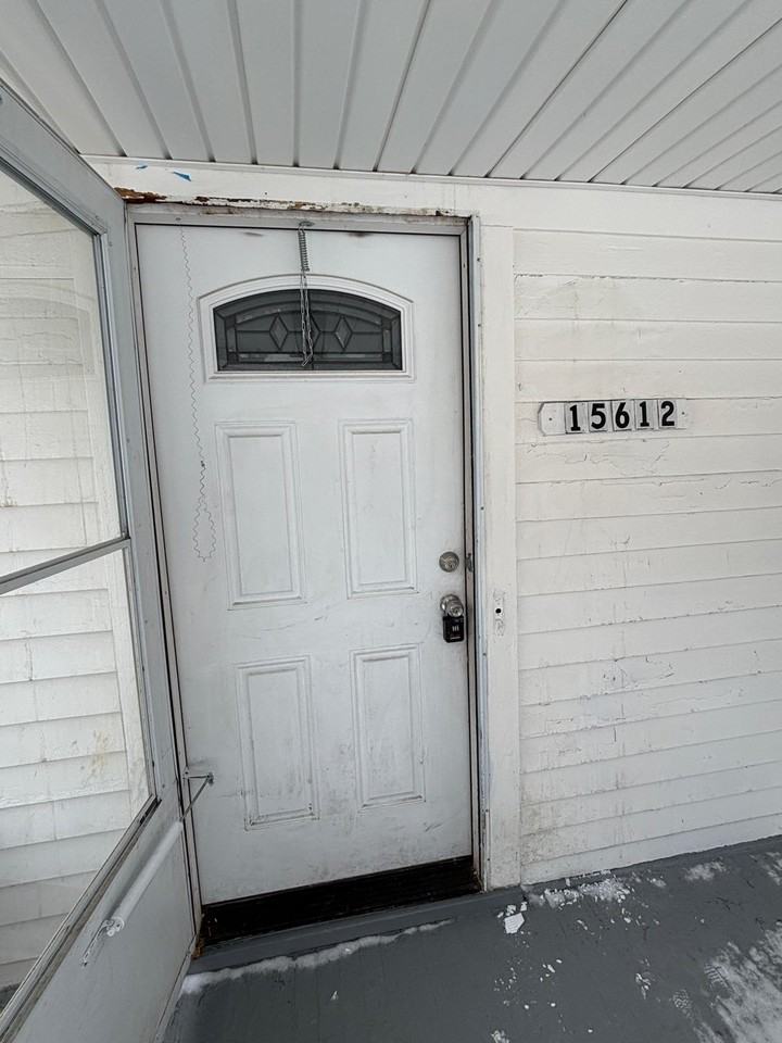 15712 Cloverside Ave #1 - Photo 2 of 23