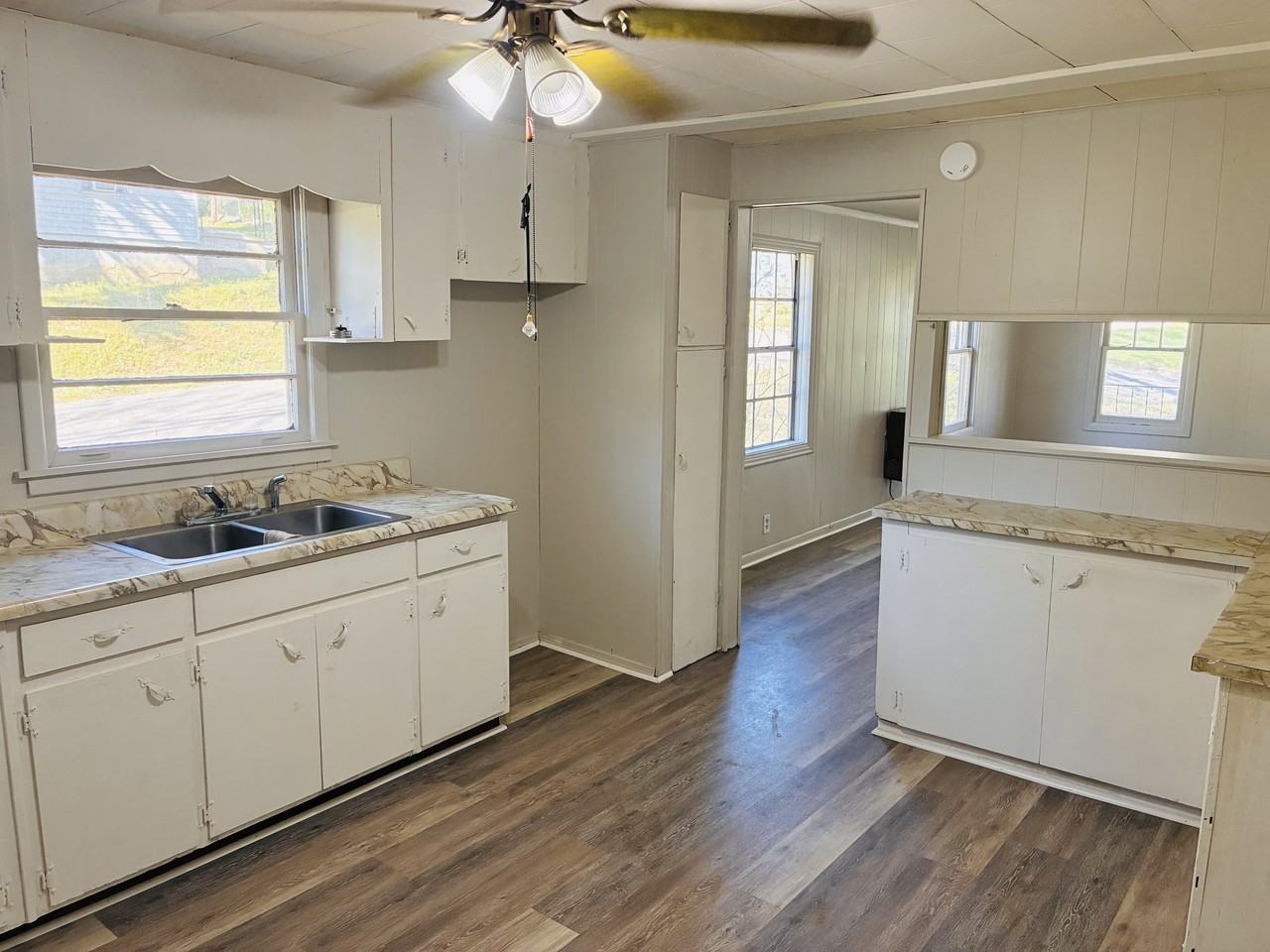 838 N 34th St #1 - Photo 6 of 17