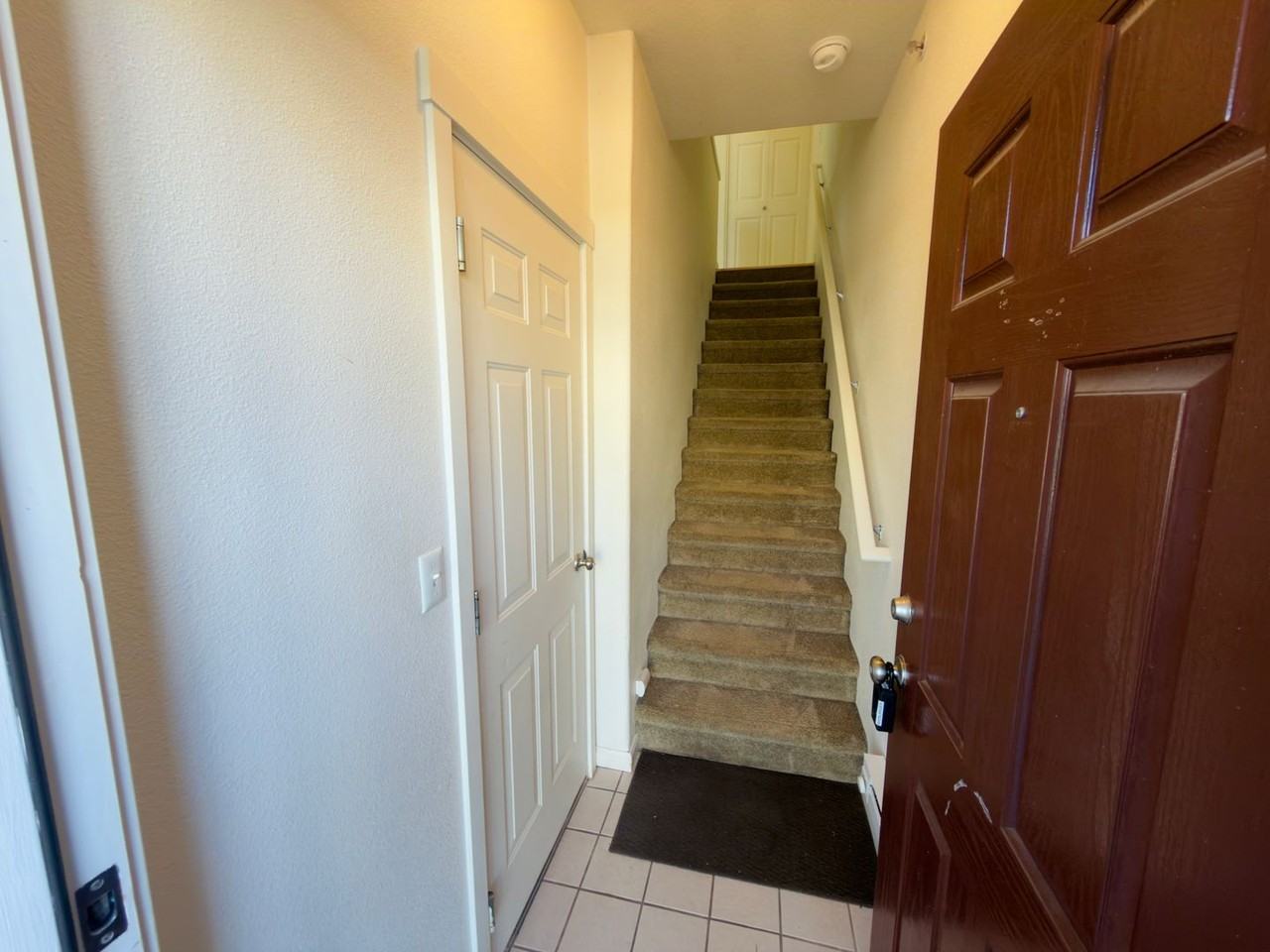 15200 Sw Warbler Way - Photo 3 of 30
