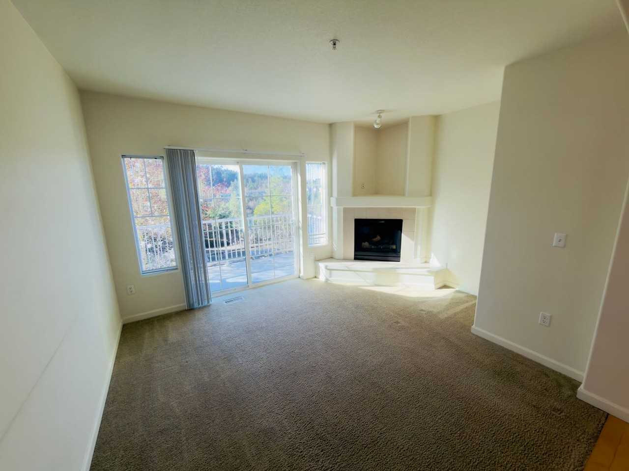 15200 Sw Warbler Way - Photo 4 of 30