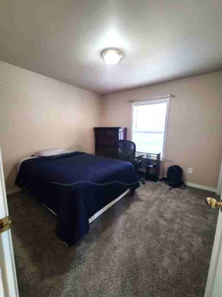 877 Rogers Way - Photo 3 of 19