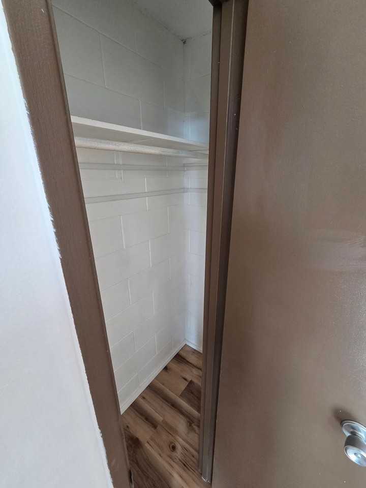 2509 Ala Wai Blvd #805 - Photo 6 of 31