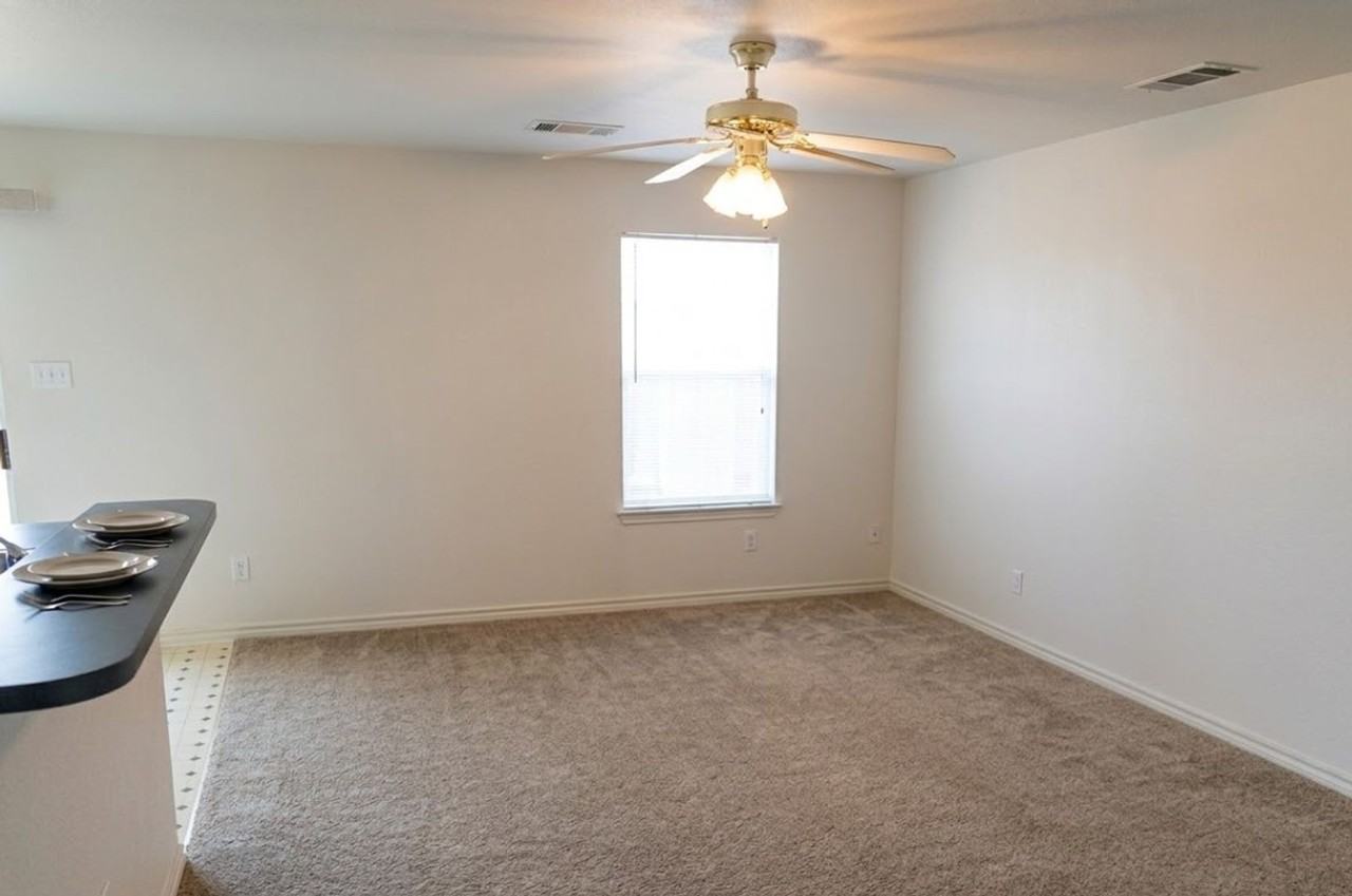 2607 Schwald Rd - Photo 3 of 15