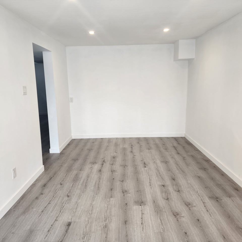 Cundles Rd W & Leacock Dr #B - Photo 7 of 7