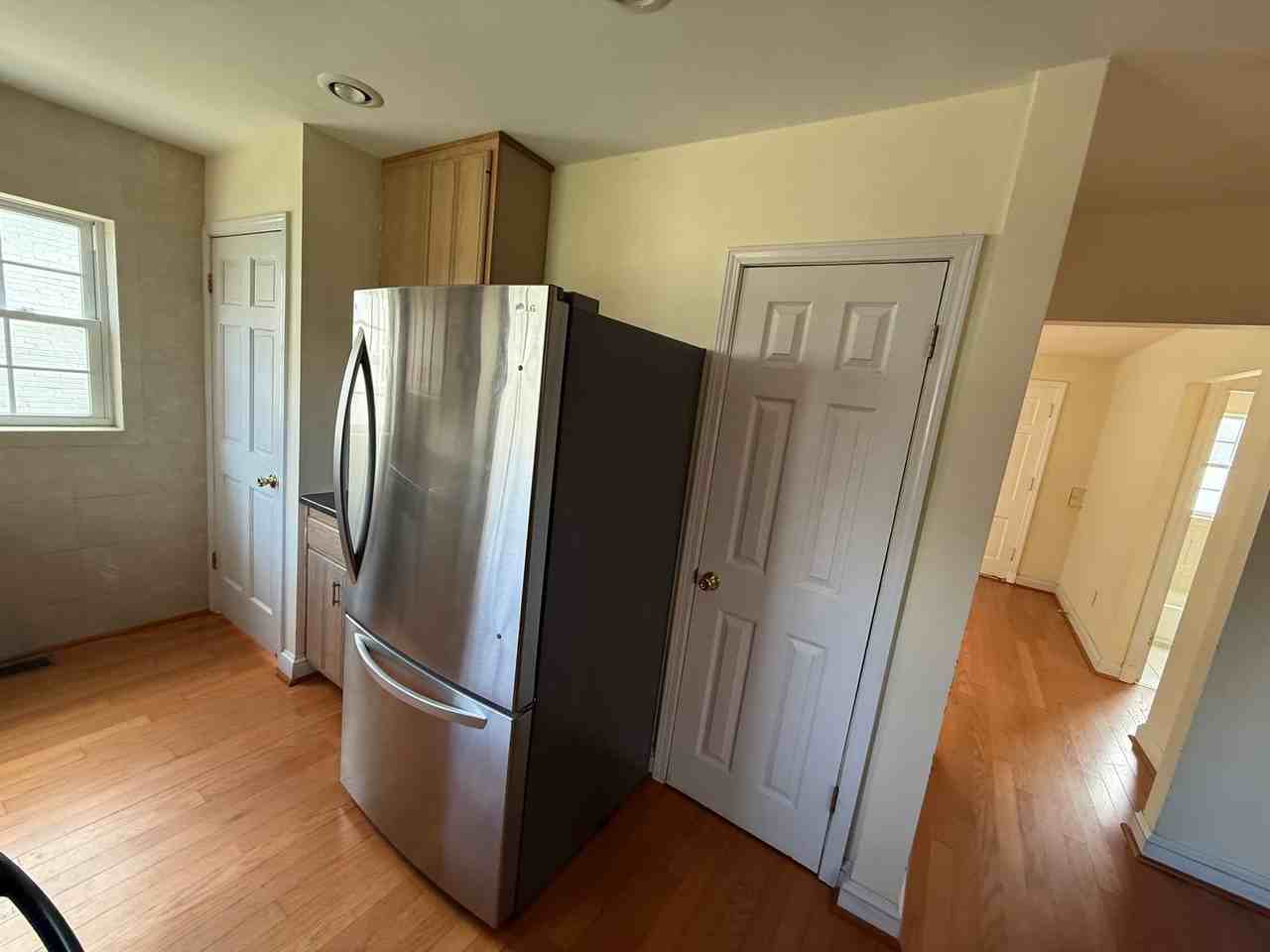 8661 Litzsinger Rd - Photo 3 of 17