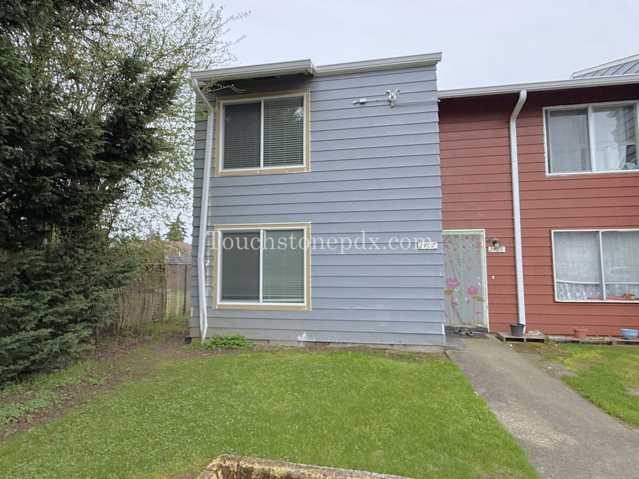 2407 Se 135th Ave - Photo 7 of 31