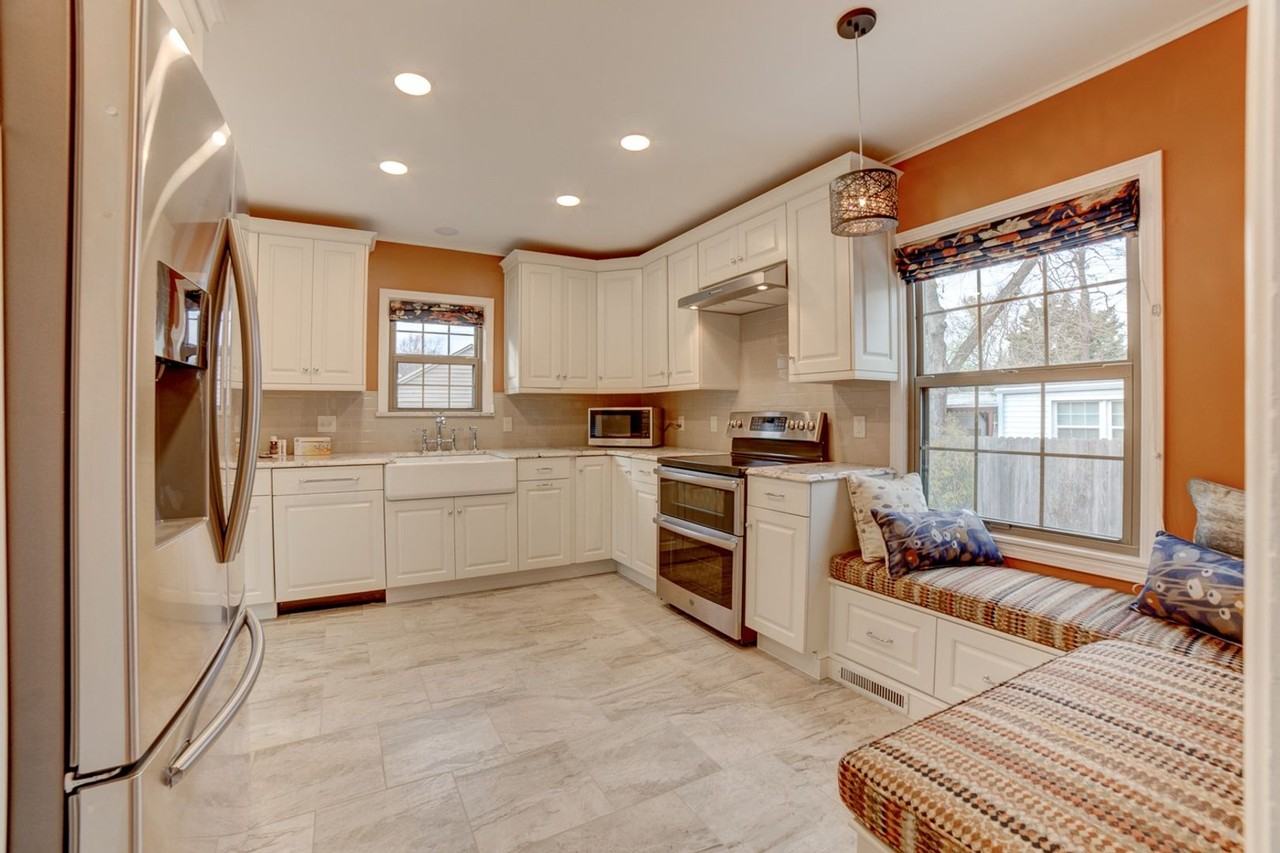 1208 S New Haven Ave - Photo 3 of 25