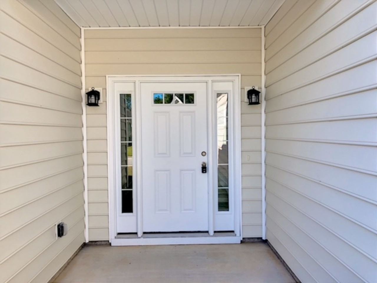 272 White Water Loop - Photo 2 of 18