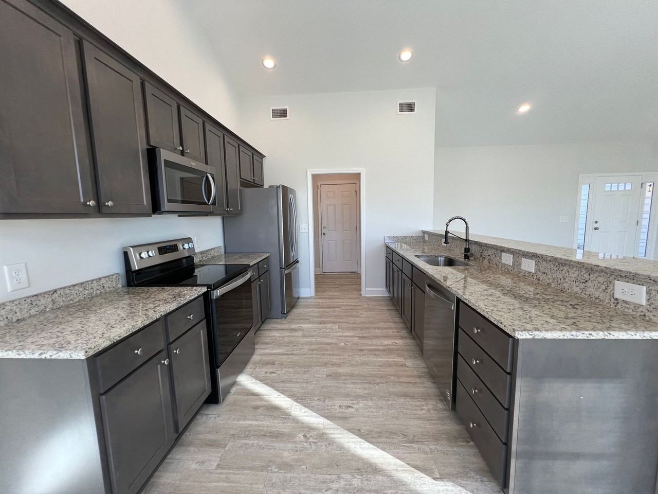 272 White Water Loop - Photo 6 of 18