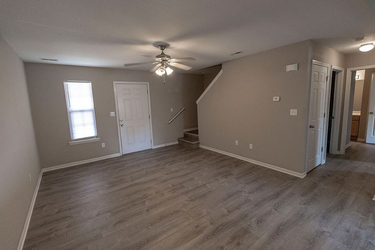 4001 Snowy Owl Dr - Photo 6 of 35