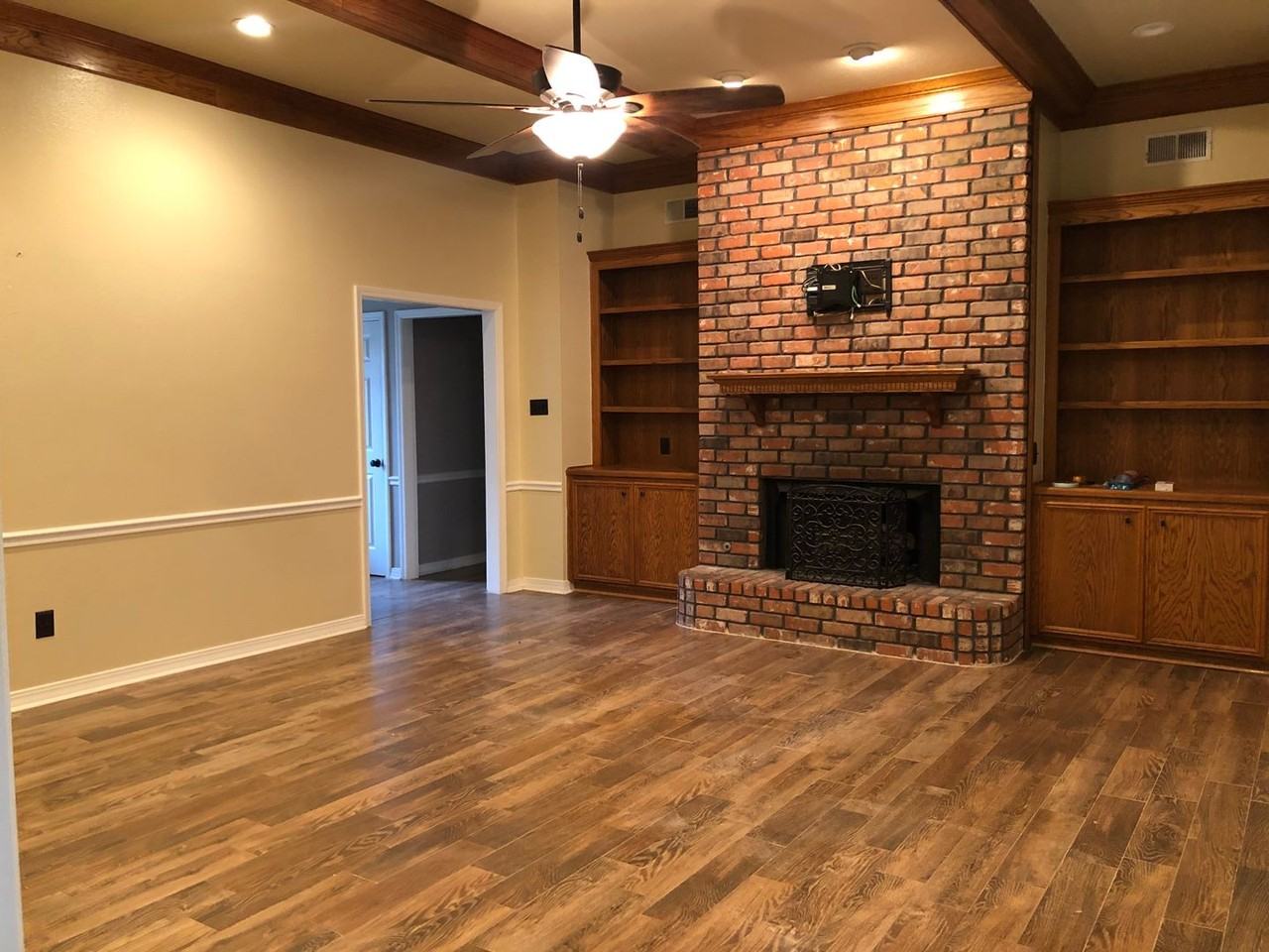 6001 Sandalwood Dr - Photo 6 of 23