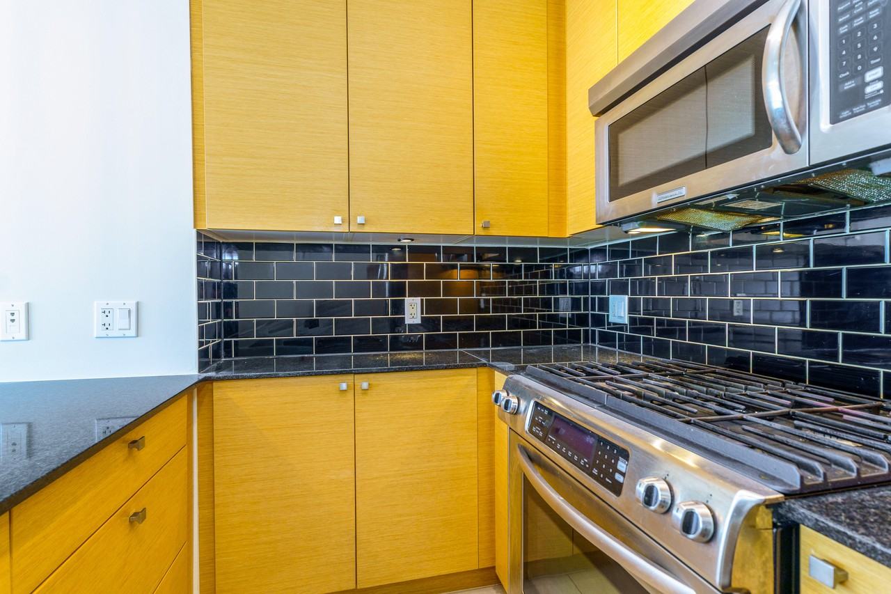 110 Brew Street #1003 - Photo 3 of 20