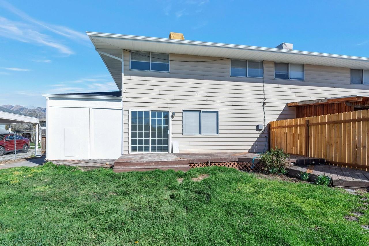 7716 S 415 E - Photo 2 of 16