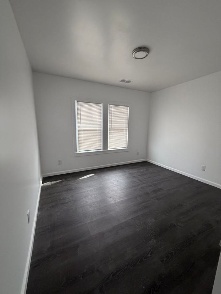 3250 Webb St - Photo 6 of 10