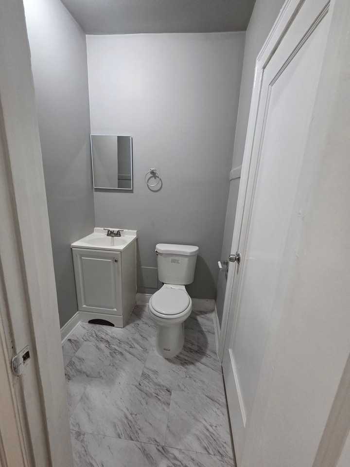 8240-42 S Vernon Ave - Photo 7 of 7