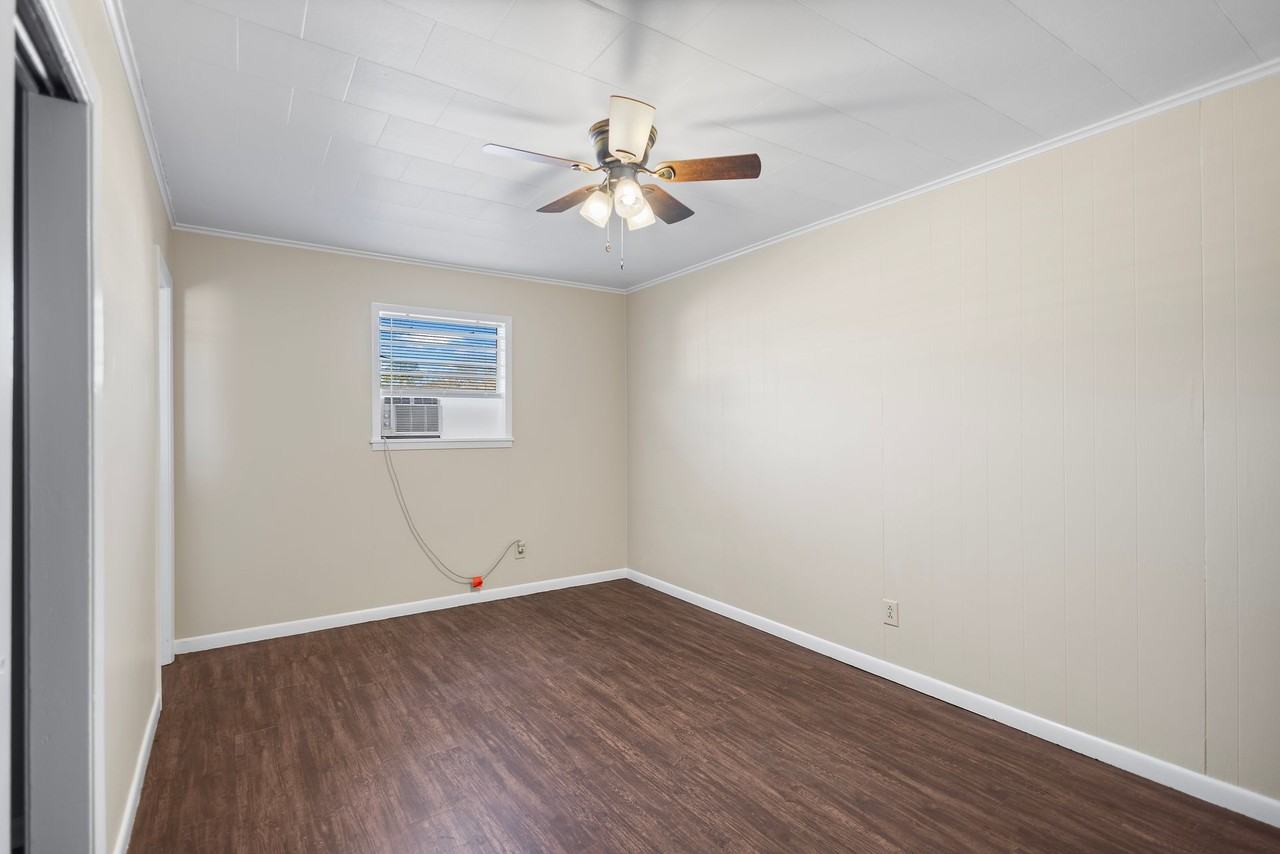 Villa North Apartments - Photo 6 of 26