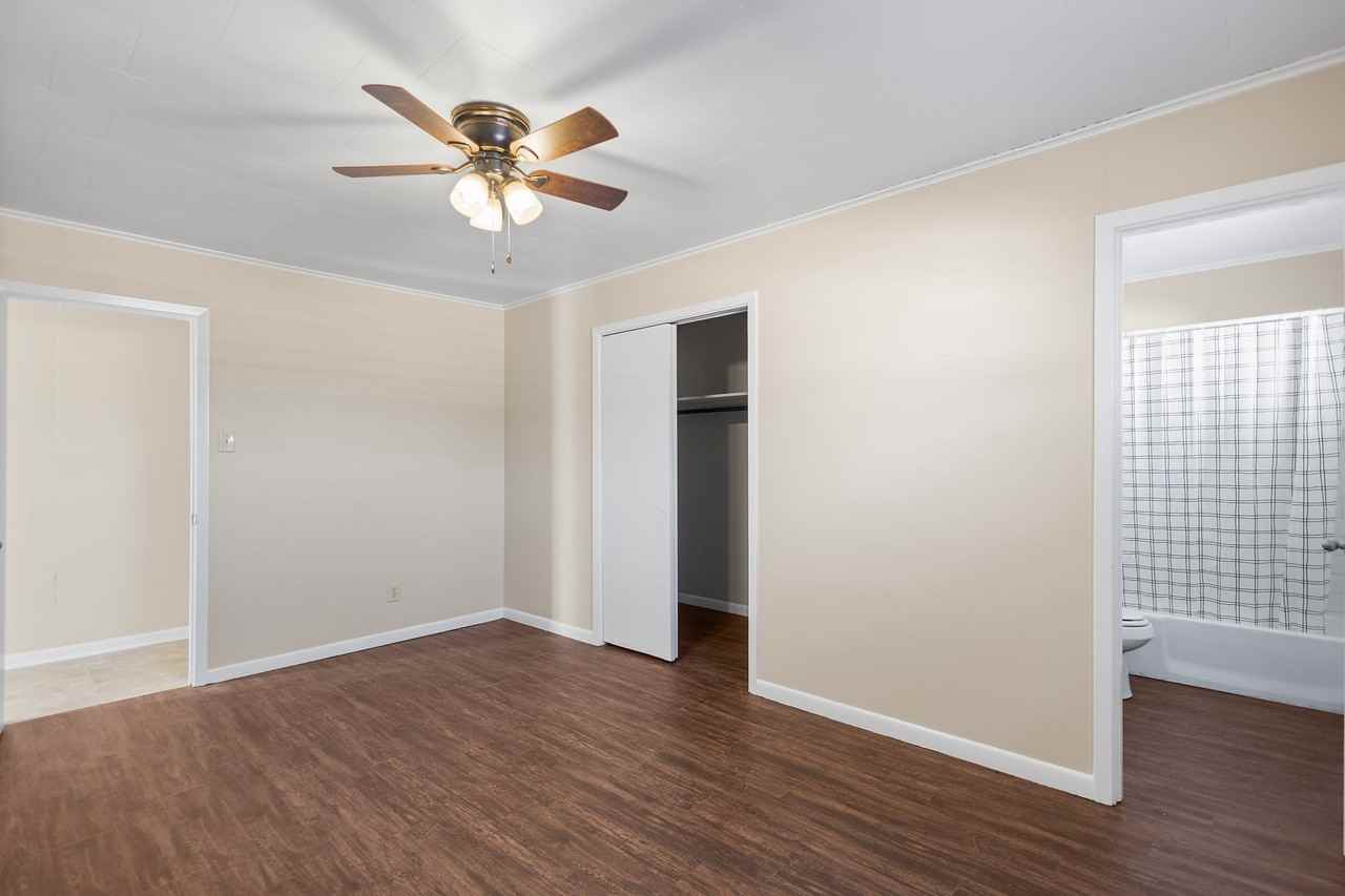 Villa North Apartments - Photo 7 of 26