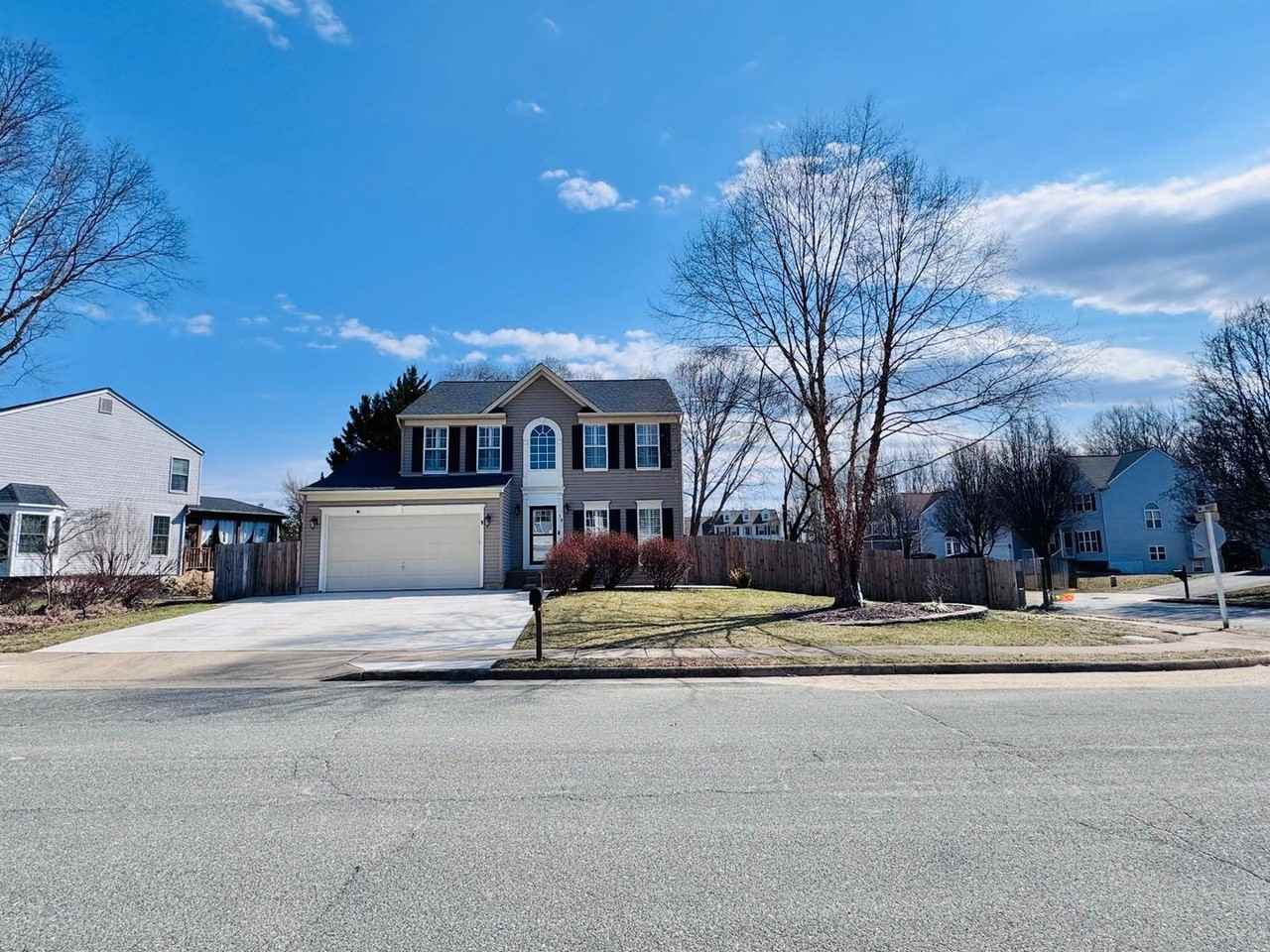 15 River Oak Dr - Photo 3 of 50